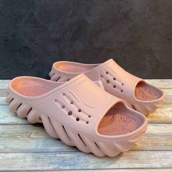 Crocs Echo Slide - Picture 2 of 16